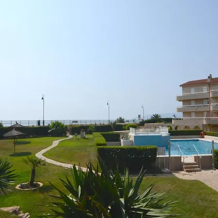 Beachside In Estartit 公寓 *